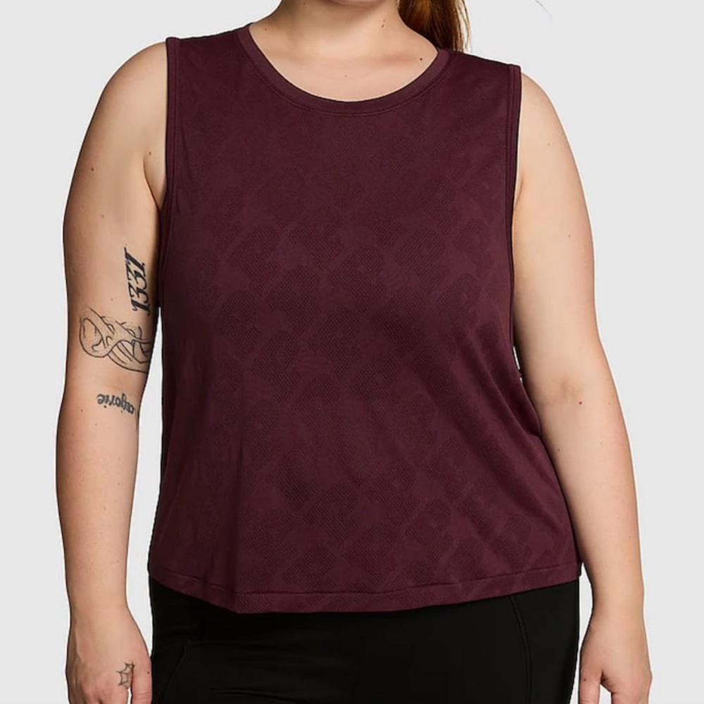 NWT VICTORIA'S SECRET PINK SEAMLESS DRAPEY MUSCLE TANK BURGUNDY SIZE XS